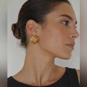 Vintage Gold-Tone Clip-On Earrings | Sculptural Statement Criss Cross
